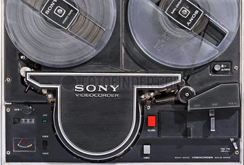 frueher Sony Videorecorder  1968
