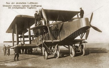 erbeutetes englisches Flugzeug  Erster Weltkrieg