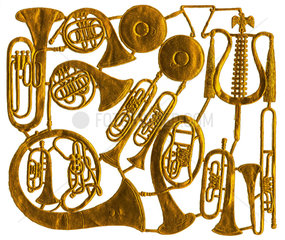 Blechblasinstrumente aus Papier  Deko  um 1905