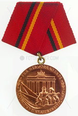 Verdienstmedaille der Kampfgruppen  DDR Orden  ab 1961