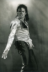 Michael Jackson auf der Buehne  Olympiastadion Muenchen  1992