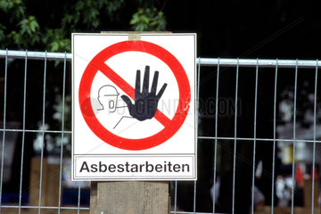 Asbestsanierung am Berliner Palast der Repbublik.