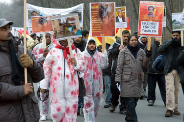 Tamilen demonstrieren - Tamilen aus ganz Deutschland wollen am Mittwochin Berlin gegen das Vorgehen der Regierung von Sri Lanka gegen die tamilische Minderheit protestieren.
