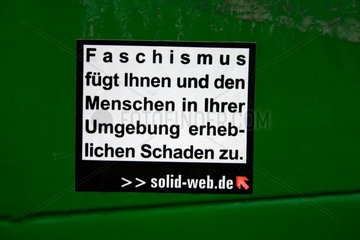 Berlin - Antifa Aufkleber