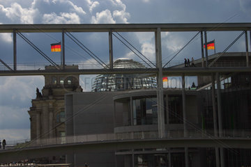 Reichstag im Gegenlicht