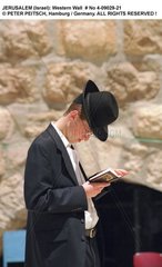 Jerusalem - Orthodoxe Juden betend an der Klagemauer