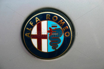 Nahaufnahme eine Alfa Romeo Logo