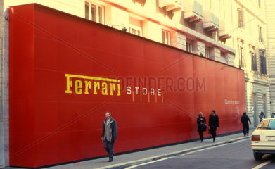 Ferrari Store Schaufenster