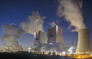 Kohlekraftwerk Neurath blaue Stunde