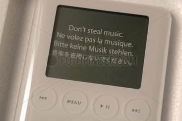 Bitte keine Musik stehlen.