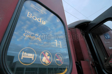 Wagenanzeiger Schlafzug von Trondheim nach Bodo (Norwegen)  Signete.