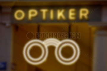 Optiker - Neon - Schild in Zuerich  Schweiz.