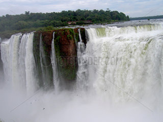 Iguazú-Wasserfaelle