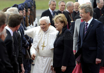 S.H. Papst Benedikt XVI + Merkel + Wulff