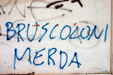 Anti Berlusconi Graffiti in Rom.