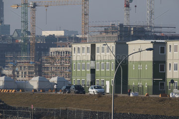 Containerdorf fuer Fluechtlinge in der Hafencity