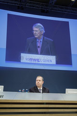 Hauptversammlung 2015 der RWE AG - Peter Terium  Vorstandsvorsitzender der RWE AG