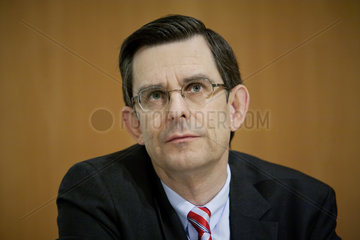 Dr. Stefan Schmittmann  Vorstandsmitglied Commerzbank AG