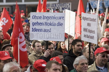 Solidaritaetskundgebung gegen die Schliessung des NOKIA Werks in Bochum