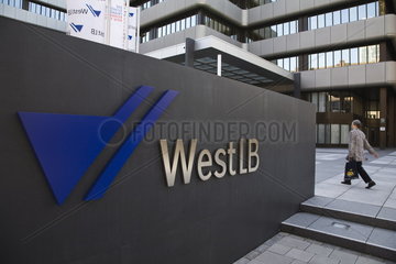 Logo der WestLB AG an der Hauptniederlassung