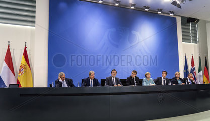 Juncker + Gentiloni + Rajoy + Macron + Merkel + Rutte + Solberg + Tusk