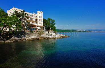 Hotel Triglav nahe Lungo Mare  Kroatien