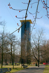Fruehlings am Carillon im Tiergarten