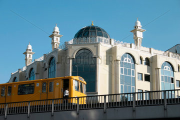 Berlin - Minarette der Moschee in die Wienerstrasse