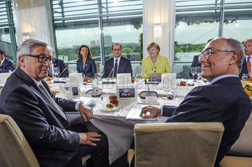 Juncker + Hollande + Merkel + Potier