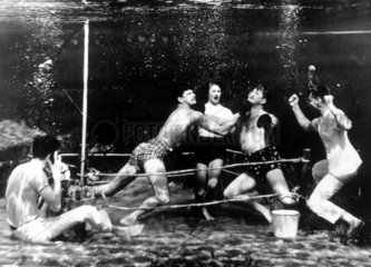 Boxkampf unter Wasser