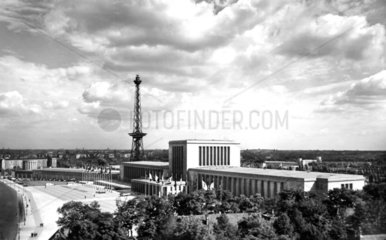 D-Berlin  1930  Austellungsgelaende am Funkturm