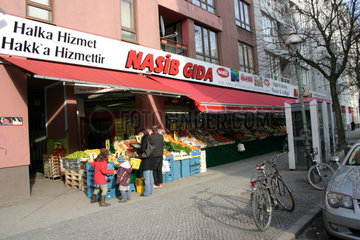 Tuerkisch Gemuese Laden in Berlin