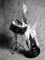 Brennende Musikinstrumente