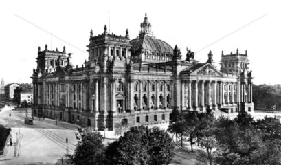 D-Berlin Reichstag 1884-94 erbaut