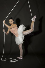 Ballerina dehnt sich