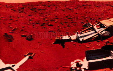 Viking 1 on Mars  1976.