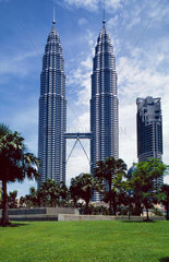 Petronas Twin Towers  mit 452 m die welthoechsten Gebaeude