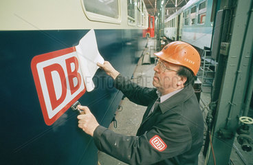 DB-Ausbesserungswerk - Logotausch