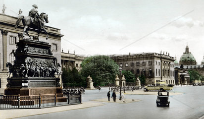 Berlin  Unter den Linden  ca. 1900