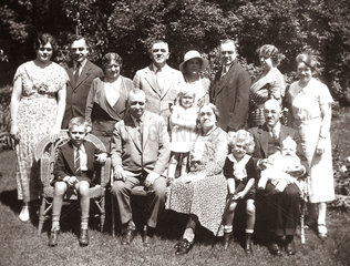 Familienfoto Wiese