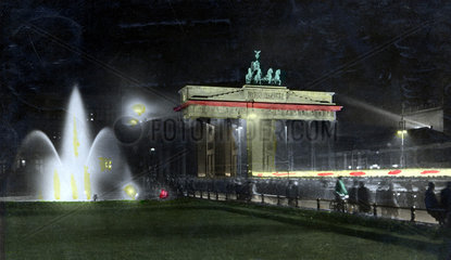 D-Berlin  Brandenburger Tob bei Nacht