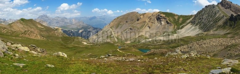 Panoramic view of Grand Lake Oule Hautes-Alpes