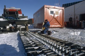 Construction of the scientific base Concordia Antarctic