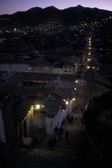 Andenstadt in der Nacht Peru