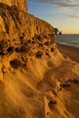 Coucher de soleil sur les falaises d'Etretat France