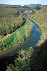 Rest des Flusses in den Schluchten der Loue Bourgogne Frankreich