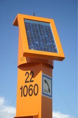 Solarpanel füttern ein Basis -Notfalltelefon