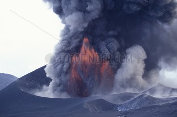 Eruption volcanique sur l'Etna Sicile Italie