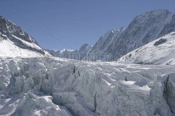 Crevasse et serac du glacier d' Argentière