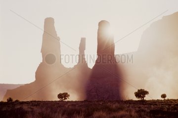 Rayons de soleil dans Monument Valley USA